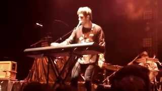 Smallpools - "Whats That A Picture Of" live - Great Footage; Sean jumps off stage