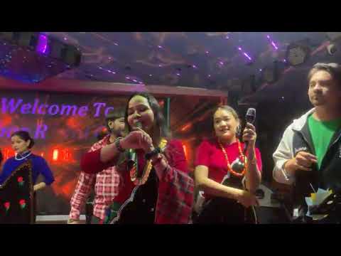 New nive Dohori || Ruway Sarale || Durbar Dohori Sajh Durbar marg cover song kasto lagxa cament ga.