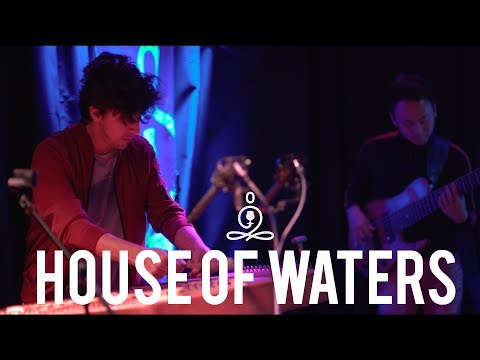 Kites by House Of Waters, Live @ Zenbarn