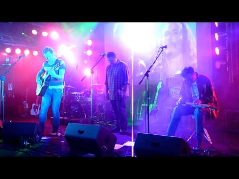 Bittersweet (D.Crosby) performed live by Marcus Eaton, Stefano Frollano & Joe Slomp