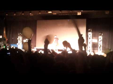 HD 2K13 FEELKOREA in BRAZIL - KIM HYUNJOONG Lucky Guy, Kiss Kiss, Please and Break Down + TALK