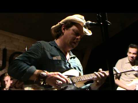 Ian Siegal with the Rhythm Chiefs (NL) live at the KOBUCI Budapest