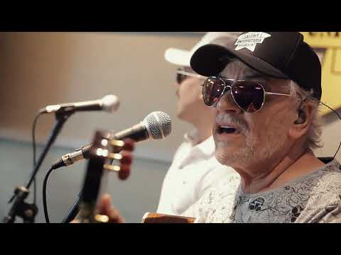 Matogrosso e Mathias - De Igual Pra Igual (Acústico) - Versão Exclusiva Maringá FM