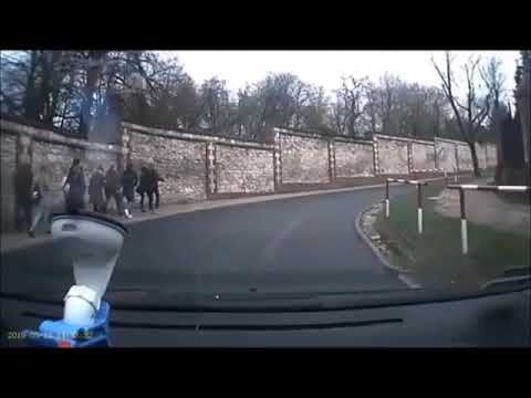 Częstochowa; jednak jest "koniec strefy 30" na Klasztornej