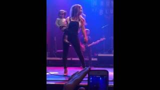 Pretty girl- Jessie James decker