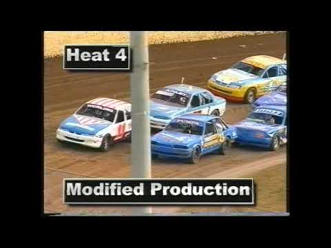 Modified Sedans 2004 Victorian Title ( Premier Speedway Warrnambool )