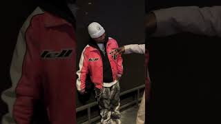 Meek Mill giving DIPSET Juelz Santana &amp; Jim Jones their Flowers Backstage at the Barclays Center