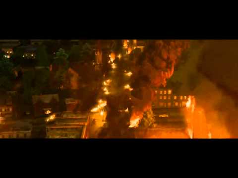 CARRIE(2013) - Official international Trailer