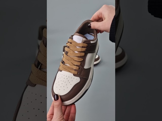 Чоботи жіночі шкіряні байка хутро 592641 Чорний Кеди жіночі 589581 Білі коричневі