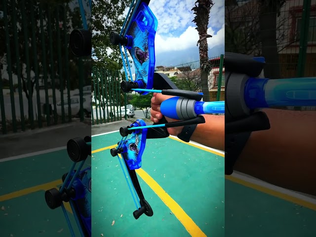 Vídeo relacionado con VATOS Juego de 2 juguetes de arco y flecha para niños de 3 a 12 años y niñas, juguete de tiro con arco con copa de succión y 29 en tablero de dardos, regalo de actividad para interiores y exteriores