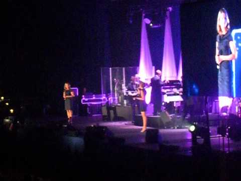 Lucy Scherer und Roberta Valentini - Mrs. de Winter bin ich - Musical Allstars 2012