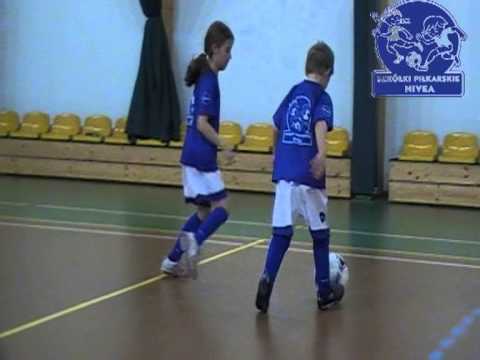 PRZESKOK KROK5b - EKS Kolektyw Radwanice - podstawy piłki nożnej