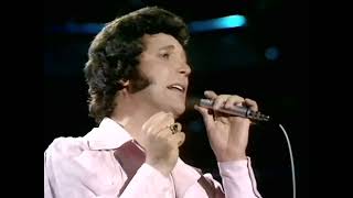 Tom Jones  -  I’ll Never Fall in Love Again / Daughter of Darkness  ( 720p )