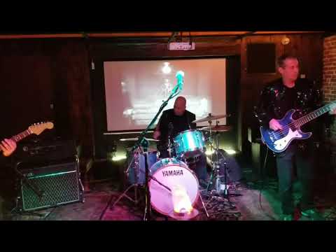 Hawaii Five-0 original tv theme song by Tsunami of Sound-video by Adam Stander