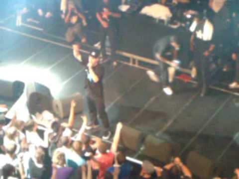 Typhoon   Wind Waait ft  Sticks Paradiso 2009