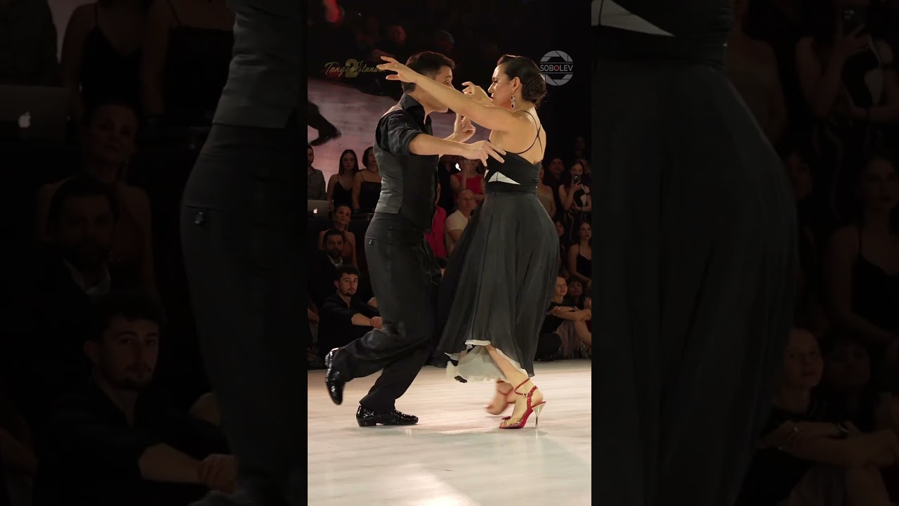Yanina Quinones & Neri Piliu - Peliculas
