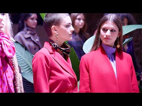 Beatrice B | Fall Winter 2018/2019 Presentation | Exclusive