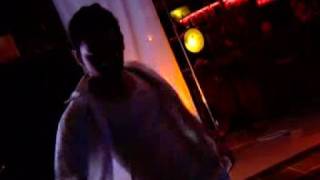 Download lagu FUNKY HOUSE PENASARAN mp3 Download lagu FUNKY HOUSE PENASARAN mp3