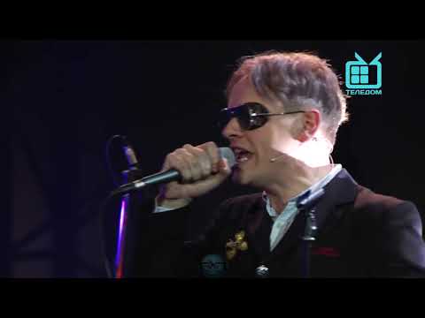 The Real Tuesday Weld - THE SHOW MUST GO ON (Live on Фонограммы.НЕТ)