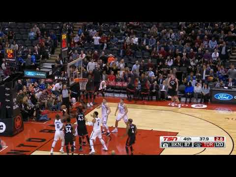 Jakob Poeltl misses first 3 pointer of the season and doesn't lead the