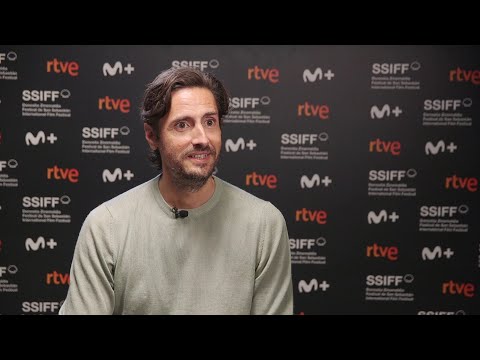 Entrevista a Juan Diego Botto "En los márgenes / On the Fringe" (Perlak) 2022