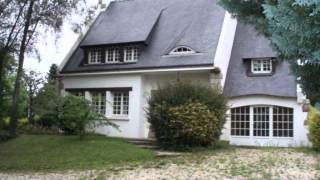 preview picture of video 'Pontivy  maison t7 5 chambres terrasse jardin Maison Surface'