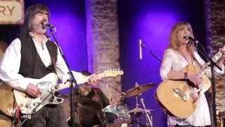 Larry Campbell & Teresa Wiliams - "Did You Love Me At All" (FUV Live at City Winery)