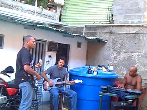 Bajando por el río.