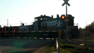 preview picture of video 'Texas & Northern RR (TN 998) Lone Star, Tx. 02/16/2010 ©'