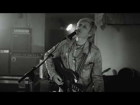 Gimme Some Truth のサムネイル