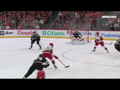 New Jersey Devils vs. Carolina Hurricanes - Game Highlights