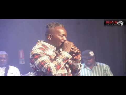 Kaisa PAKITO chante EBOA LOTTIN ''Bulu'''