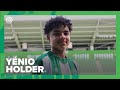 'Ik heb er geen woorden voor' - Yénio Holder ondertekent contract