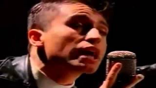 Los Prisioneros - Corazones Rojos (Video Oficial)