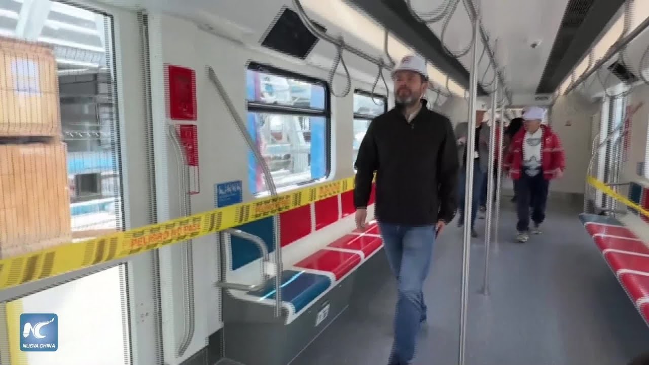 Trenes del metro de Bogotá (Colombia) avanzan en su fase de prueba sobre el viaducto elevado