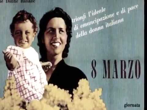 Sbatta la decolorazione di maschera fino a rendere cremoso La composizione di candeggiare creme