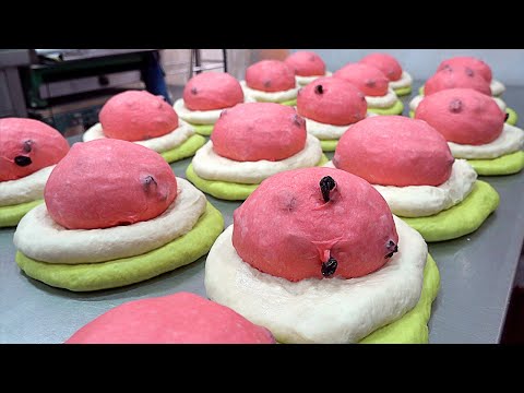 Making Amazing Cube Watermelon Bread / 수박식빵 - Korean street food