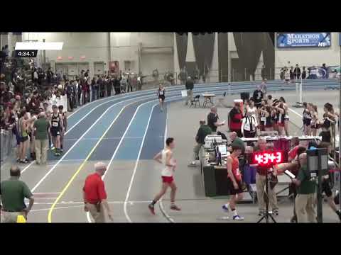 D1 Boys 4x800 Section 1