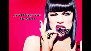 Jessie J - Gold (lyrics)