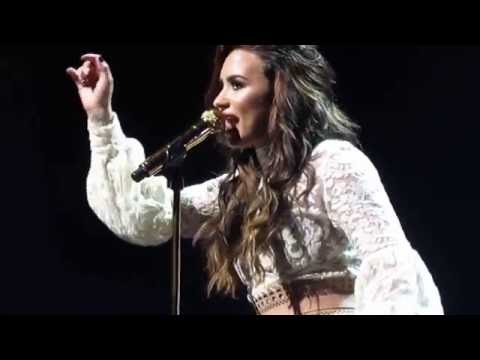 Demi Lovato - 
