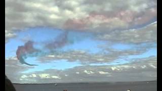 preview picture of video 'Red Arrows 2004 Salthill Airshow Ireland'