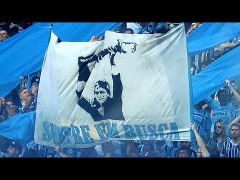 "Arena ovacionando Fábio Koff - Homenagem no Grenal" Barra: Geral do Grêmio • Club: Grêmio