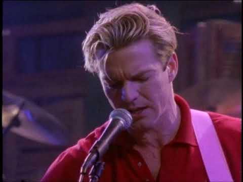 Dennis Quaid & Bonnie Raitt - Closer To You (The Neville Brothers & Friends)