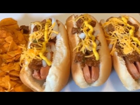 How to make Easy Homemade Chili dogs