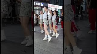 Download lagu Hot dance  901 . Beautiful girl dancing #beautifulgirl #dancing #streetdance #hotshorts #dancer mp3