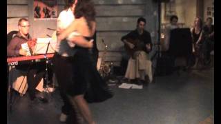 Leandro Furlan y Gaia Pisauro 2/3 [vals] (August 25, 2011)