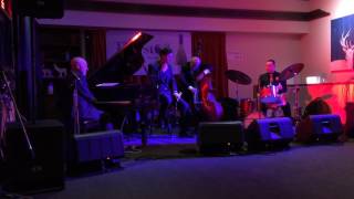 &quot;Easy To Love&quot; - Gregg Arthur with the Andrew Dickeson Trio