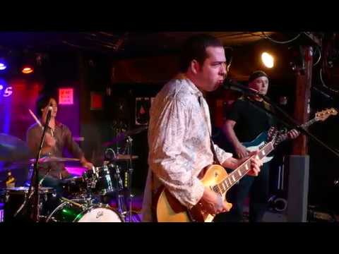 The Albert Castiglia Band 2017-12-23 Bradenton, Florida - Ace's - Hoodoo on Me