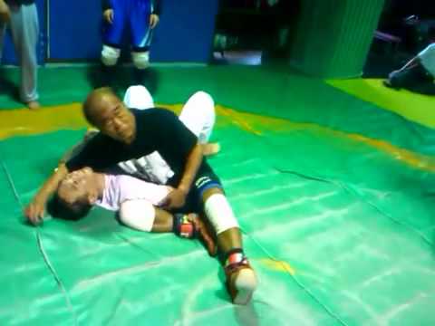 110522_06木口宣昭会長によるネルソンを使ったフェイント技の解説