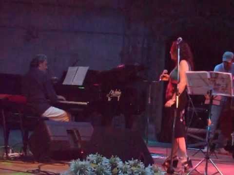 Antonio Nisi Jazz Trio & Francesca Argentiero - Round midnight.AVI